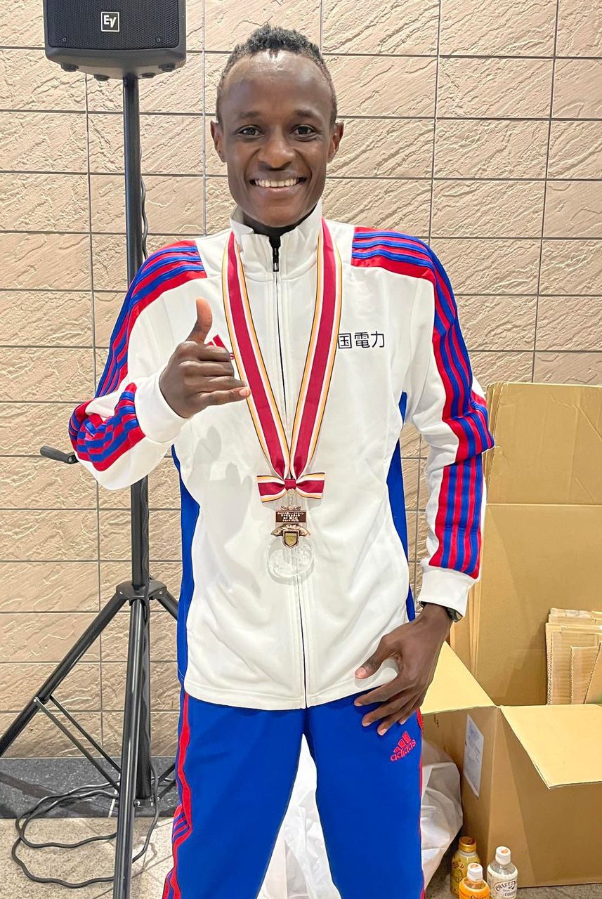 興國高校サッカー　ウインドブレイカー 陸上競技部】 - 興國高等学校｜大阪市天王寺区