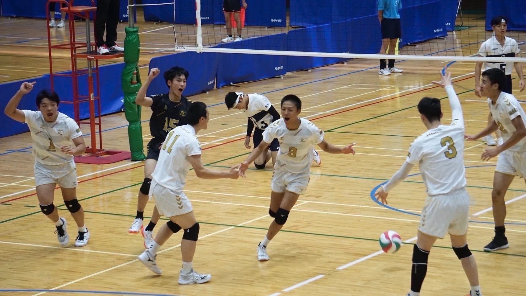 バレーボール部】 - 興國高等学校｜大阪市天王寺区 NEWS｜ 興國高等